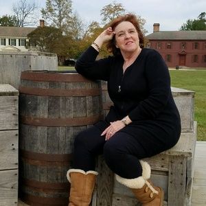 Meet your Posher, Faye